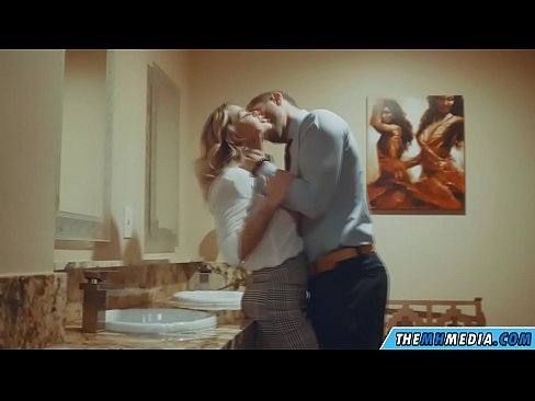 ❤️ Kui rinnakas blondiin võrgutab sind avalikus tualettruumis ❌ Sluts at et.megaofertas.top ❌️❤